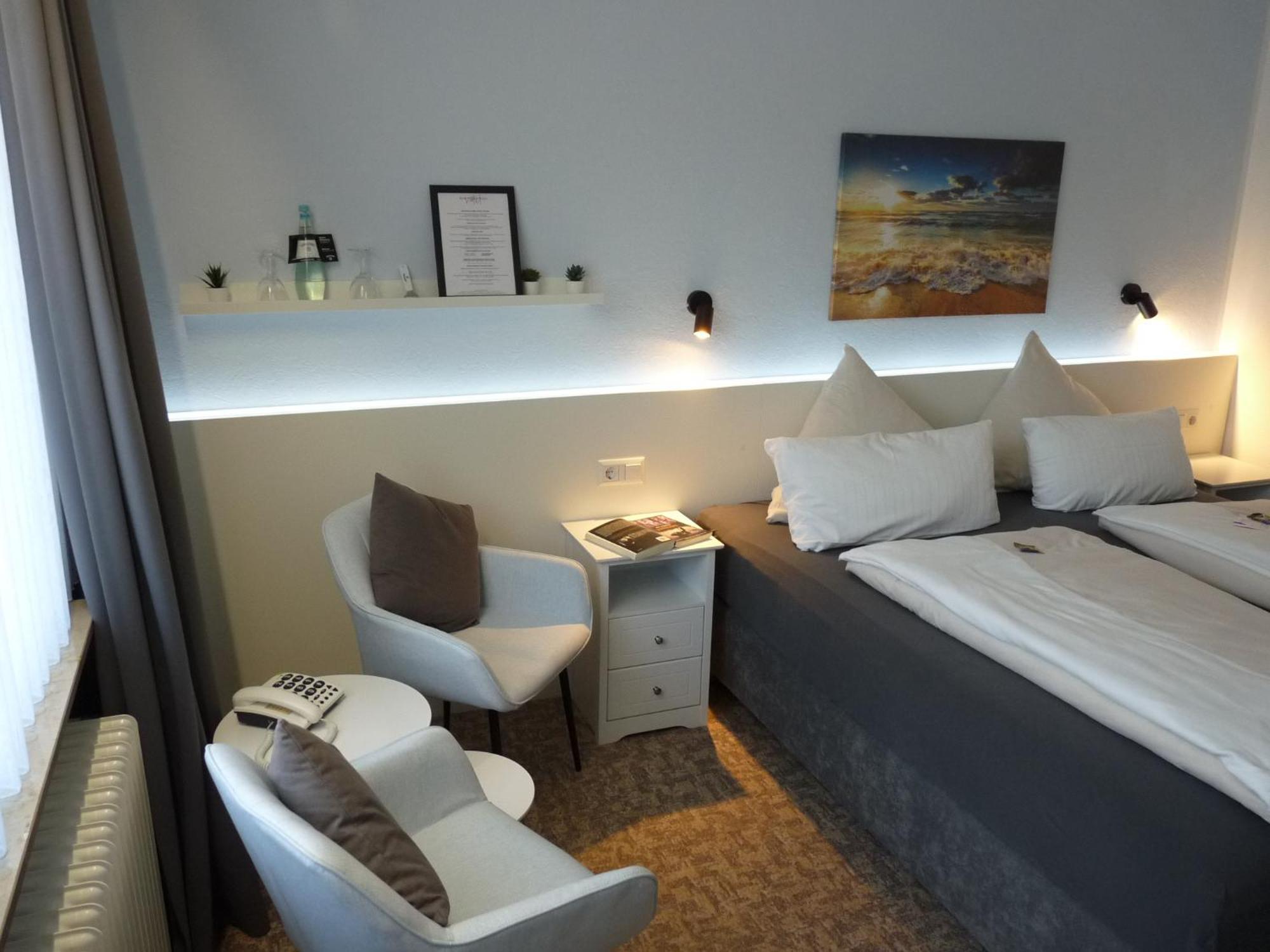Hotel Zum Rosenteich Bad Zwischenahn Ngoại thất bức ảnh