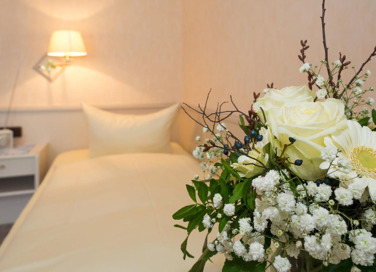 Hotel Zum Rosenteich Bad Zwischenahn Ngoại thất bức ảnh