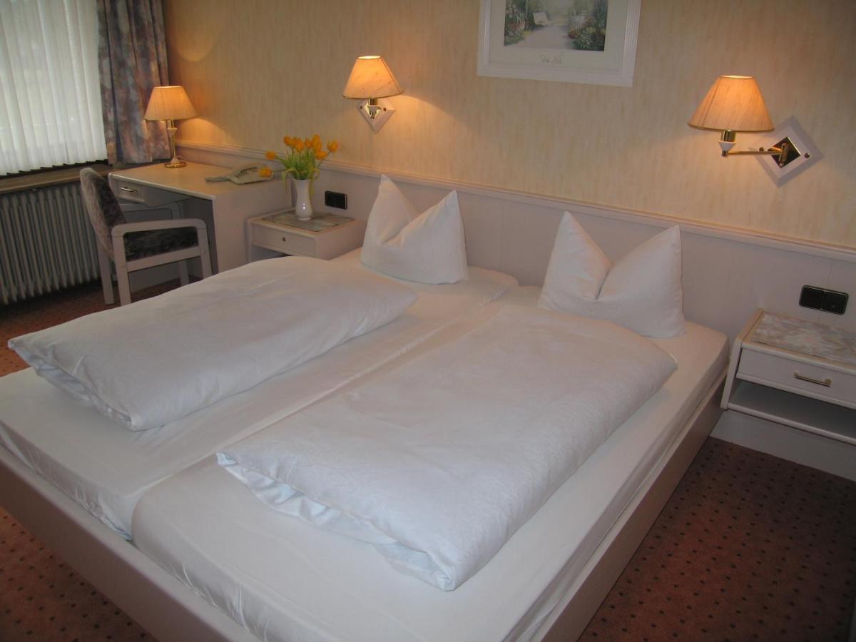 Hotel Zum Rosenteich Bad Zwischenahn Ngoại thất bức ảnh