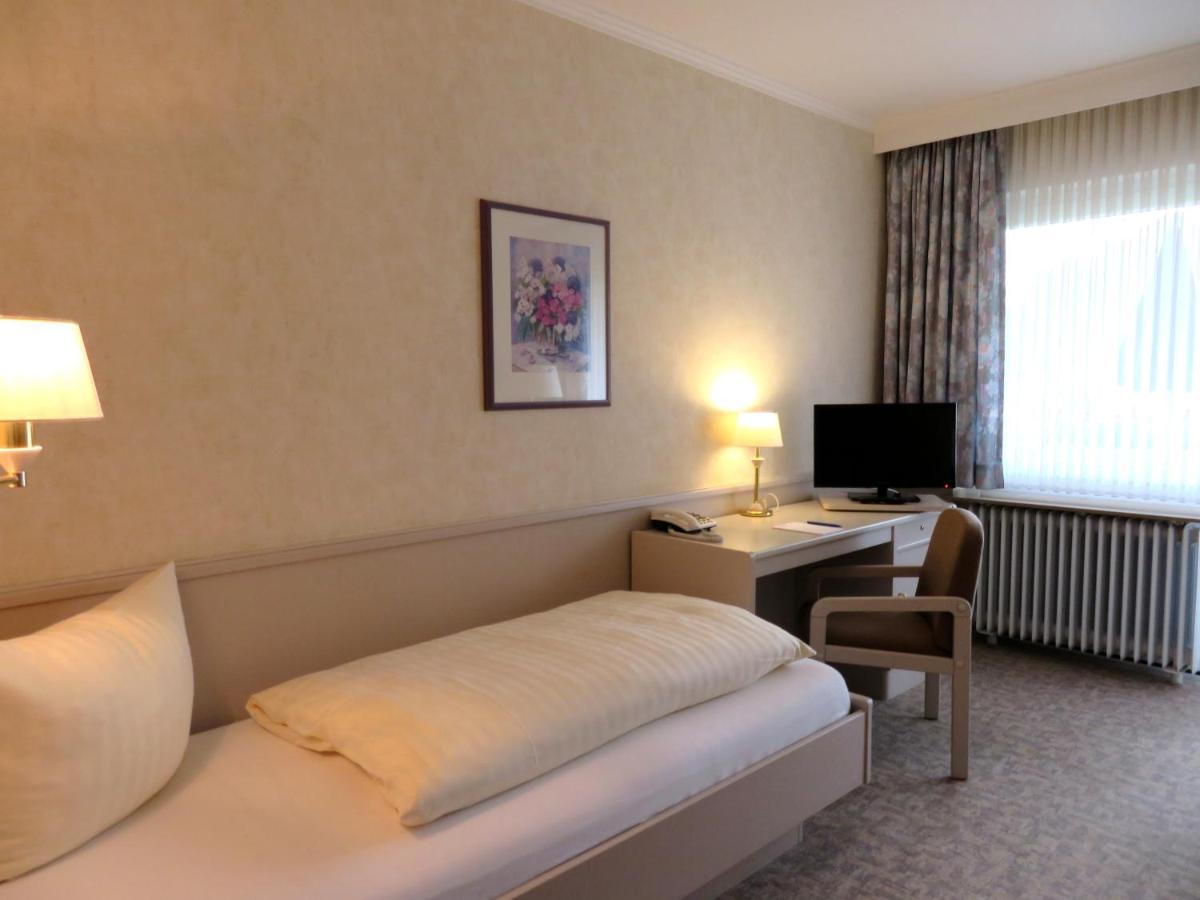 Hotel Zum Rosenteich Bad Zwischenahn Ngoại thất bức ảnh